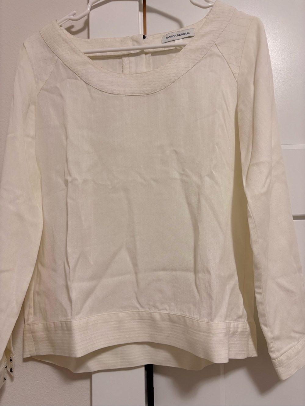 Banana Republic Ivory Long-Sleeve Boatneck Top